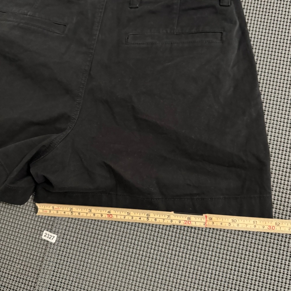 Gap Downtown Khaki Shorts Black Mid Rise Size 4 New With Tags - Picture 4 of 6